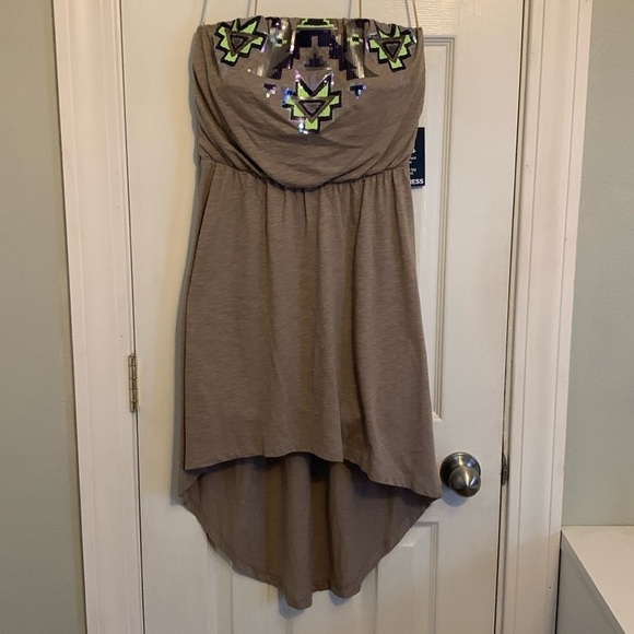 NWT Express Hi-low Tan Dress Size S - Picture 1 of 14